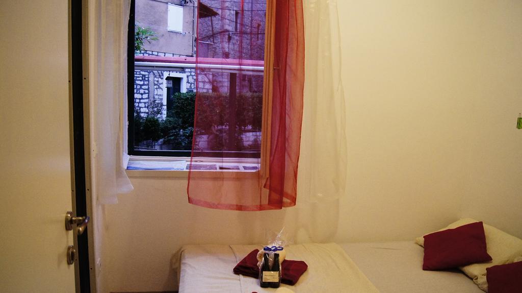 Micro Rooms Šibenik Kültér fotó